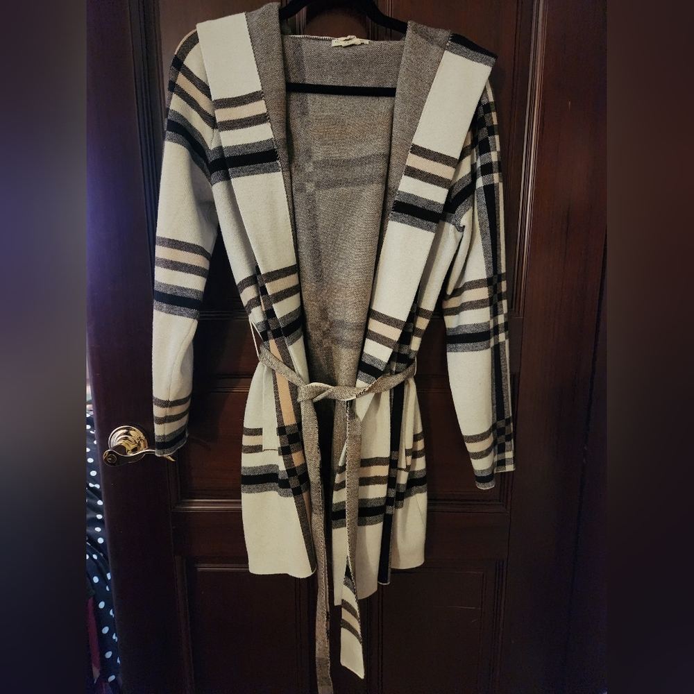 Plaid long cardigan with hood